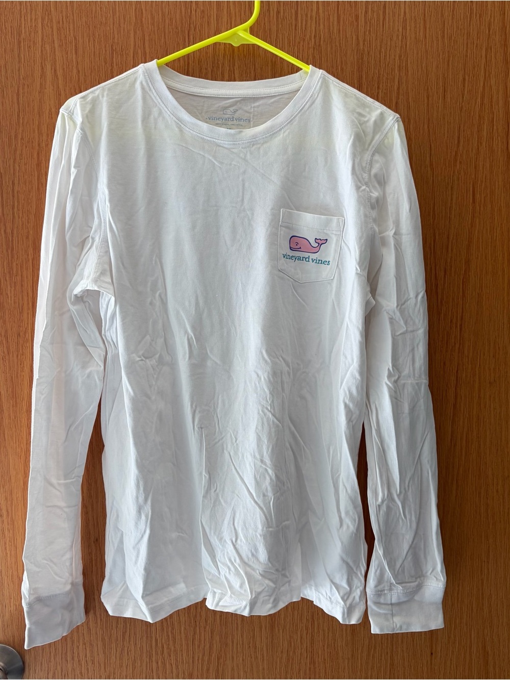 Vineyard Vines White Long-Sleeve Pocket Tee with Whale Logo